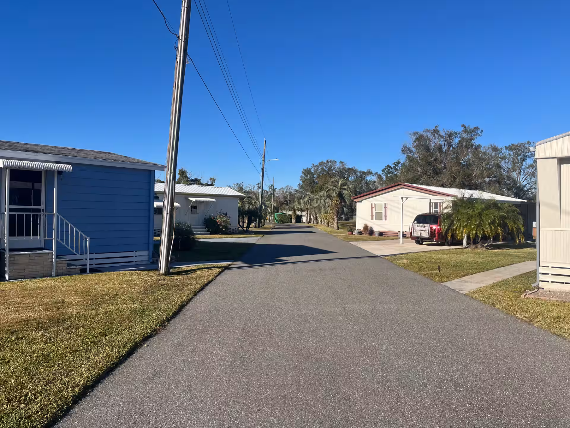 Manufactured homes for rent, Paradise Palms, Manufactured homes, homes, modern, safe